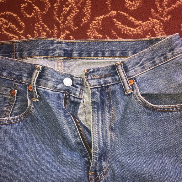 COPY - Blue Straight Leg Jeans with Faded Look Levi’s 33 /32 516’s gently worn - Picture 6 of 9